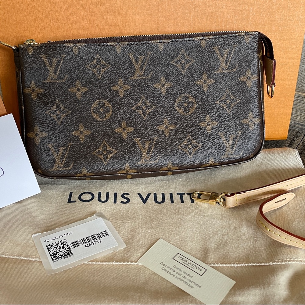 Pochette Accessories❌sold❌